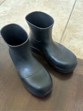 Bottega Veneta Black Puddle Boots
